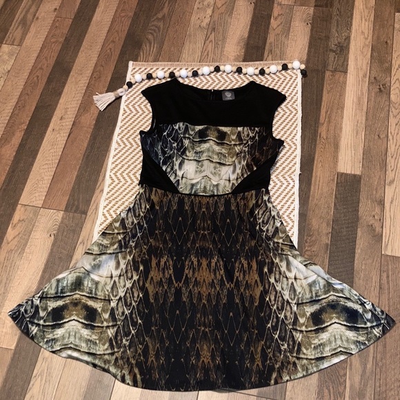 Vince Camuto Dresses & Skirts - Vince Camuto mini dress